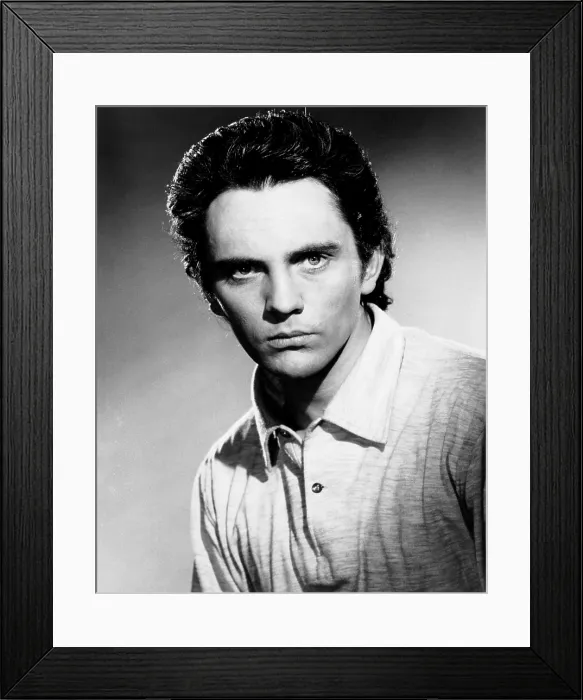 Framed Print : Terence Stamp, 1960s Framed Print : Terence Stamp, 1960s