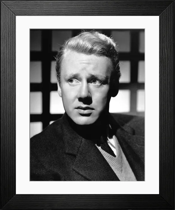 Framed Print : Van Johnson, ca. mid-1940s