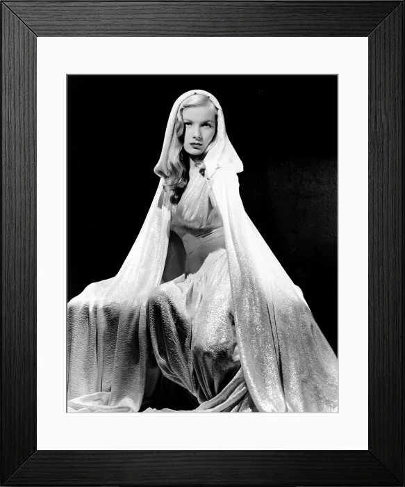 Framed Print : VERONICA LAKE glamour portrait, circa 1940s