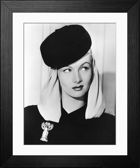 Framed Print : Veronica Lake, 1942