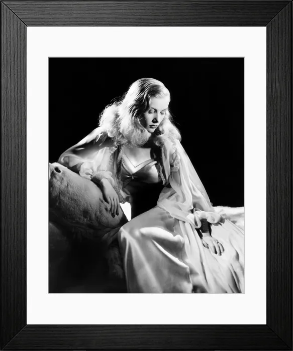 Framed Print : Veronica Lake, 1941 Framed Print : Veronica Lake, 1941