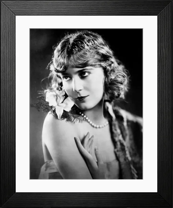 Framed Print : Vilma Banky, 1925