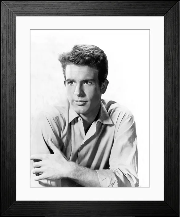 Framed Print : Warren Beatty, (undated) Framed Print : Warren Beatty, (undated)