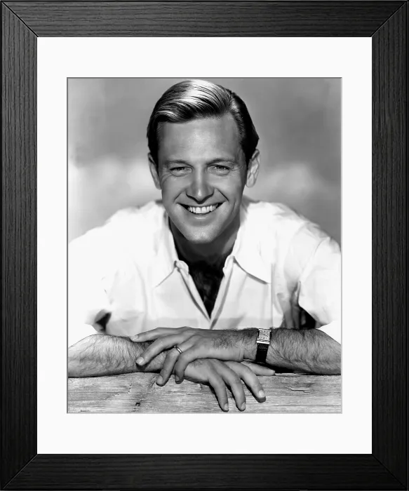 Framed Print : WILLIAM HOLDEN, portrait, circa 1947