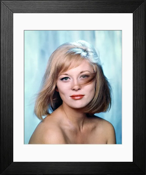 Framed Print : Faye Dunaway, 1960s