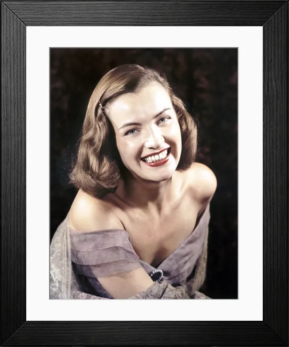 Framed Print : Ella Raines, ca 1940s Framed Print : Ella Raines, ca 1940s