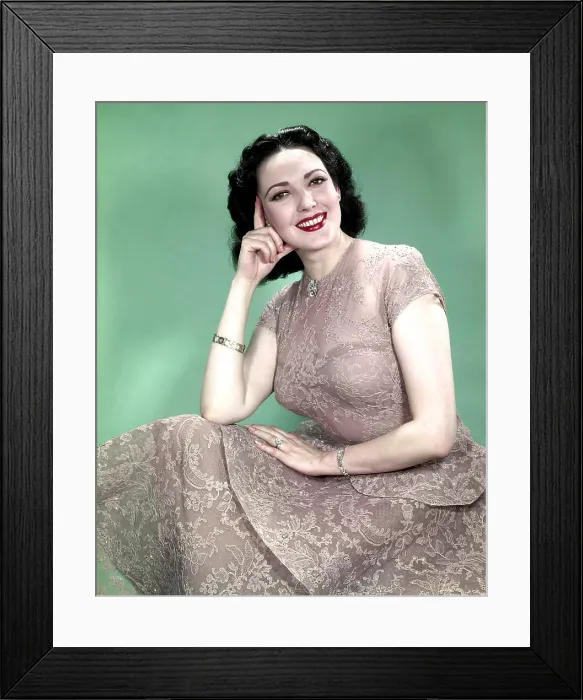 Framed Print : Linda Darnell, 1940s Framed Print : Linda Darnell, 1940s