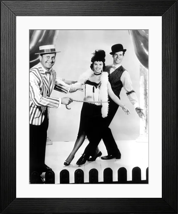 Framed Print : THE LAWRENCE WELK SHOW, lawrence Welk, Barbara Boylan, Bobby Burgess, 1955-1982, 1961 episode