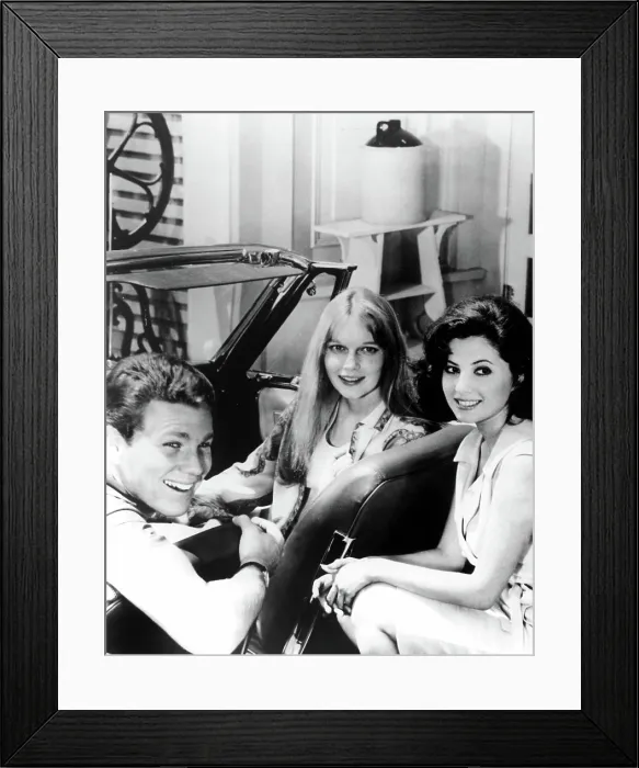 Framed Print : PEYTON PLACE, Ryan O'Neal, Mia Farrow, Barbara Parkins, 1964-69 Framed Print : PEYTON PLACE, Ryan O'Neal, Mia Farrow, Barbara Parkins, 1964-69