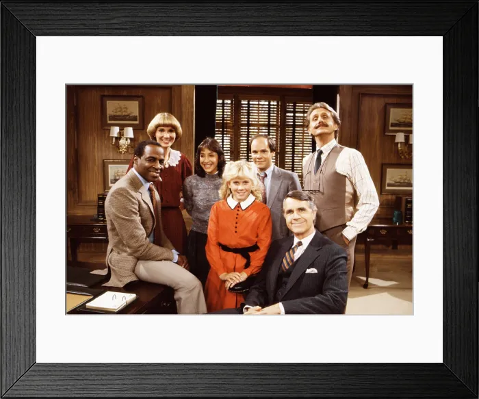 Framed Print : BENSON, Robert Guillaume, Inga Swenson, Didi Conn, Missy Gold, Ethan Phillips, Rene Auberjonois, James Noble, 1979-1986