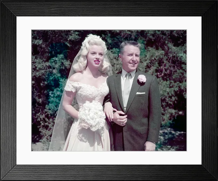 Framed Print : I MARRIED A WOMAN, from left: Diana Dors, George Gobel, 1958 Framed Print : I MARRIED A WOMAN, from left: Diana Dors, George Gobel, 1958