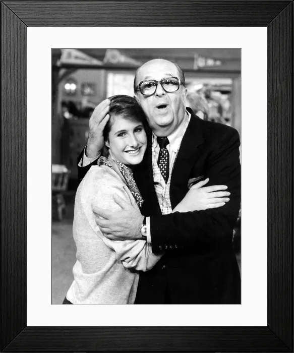 Framed Print : HAPPY DAYS, Cathy Silvers, Phil Silvers, Just A Piccalo (Season 9), 1974-84