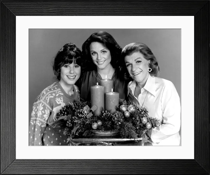 Framed Print : RHODA, Julie Kavner, Valerie Harper, Nancy Walker, 1974-78
