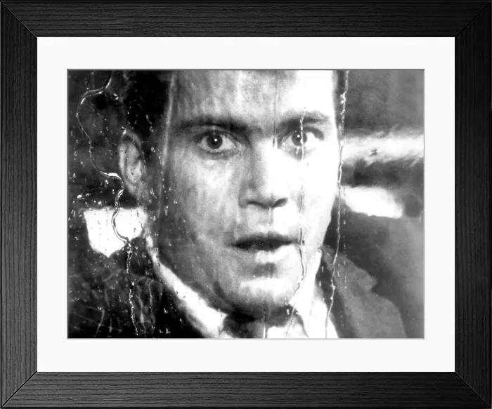 Framed Print : THE TWILIGHT ZONE, William Shatner, in the ep: Nightmare At 20, 000 Feet, 10 / 11 / 63. Season 5 Framed Print : THE TWILIGHT ZONE, William Shatner, in the ep: Nightmare At 20, 000 Feet, 10 / 11 / 63. Season 5