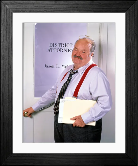 Framed Print : JAKE AND THE FATMAN, William Conrad, 1987-92 Framed Print : JAKE AND THE FATMAN, William Conrad, 1987-92