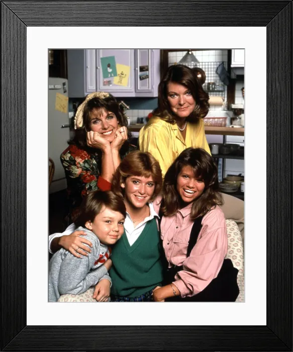 Framed Print : KATE & ALLIE, (back l-r): Susan Saint James, Jane Curtin (front l-r): Fred Koehler, Allison Smith, Ari Meyers, 1984-89 Framed Print : KATE & ALLIE, (back l-r): Susan Saint James, Jane Curtin (front l-r): Fred Koehler, Allison Smith, Ari Meyers, 1984-89