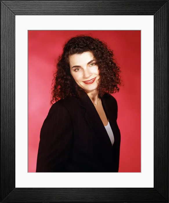 Framed Print : E.R. Julianna Margulies, (Season 3), 1994-2009 Framed Print : E.R. Julianna Margulies, (Season 3), 1994-2009