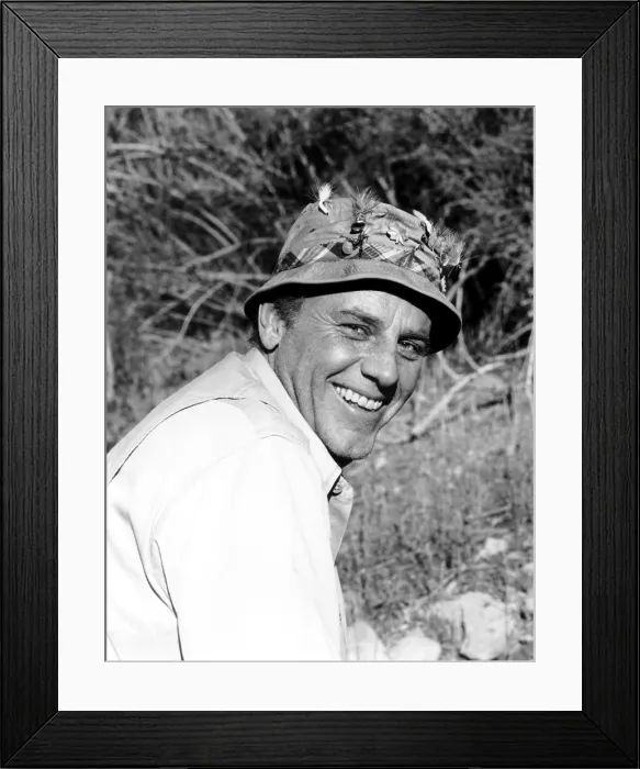 Framed Print : MASH, (aka M*A*S*H), McLean Stevenson, 1972-83