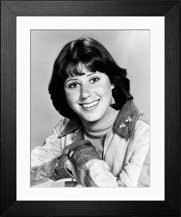 Framed Print : RHODA, Julie Kavner, 1974-78