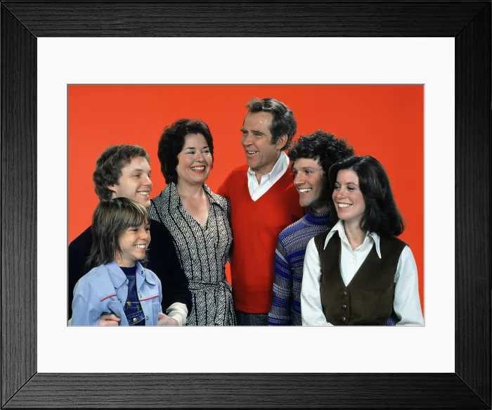 Framed Print : FAMILY, (l-r): Kristy McNichol, Gary Frank, Sada Thompson, James Broderick, John Rubinstein, Elayne Heilveil, (Season 1), 1976-80