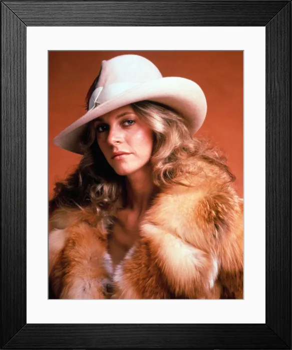 Framed Print : BIONIC WOMAN, Lindsay Wagner, 1976-1978.'