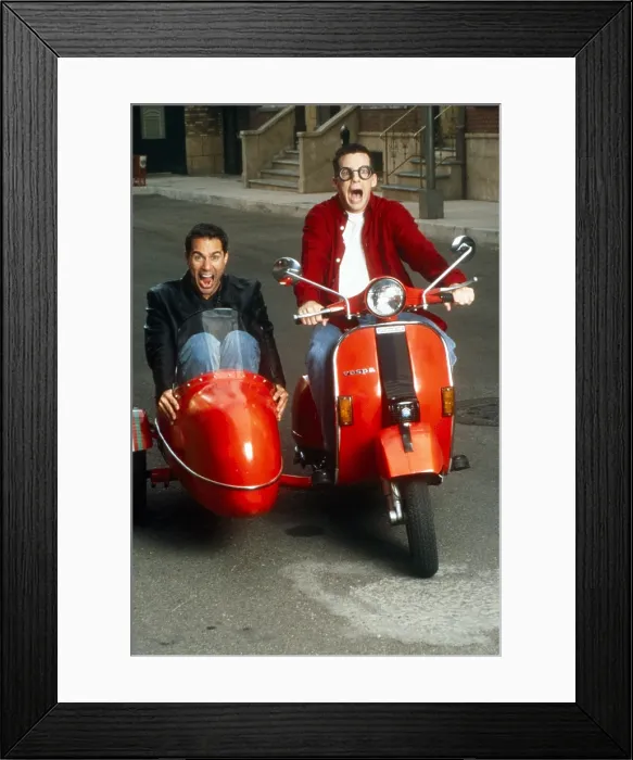 Framed Print : WILL & GRACE, from left: Eric McCormack, Sean Hayes, (2000), (1998-2020)