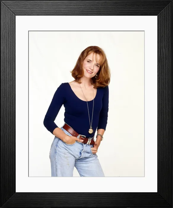 Framed Print : CAROLINE IN THE CITY, Lea Thompson, 1995-1999