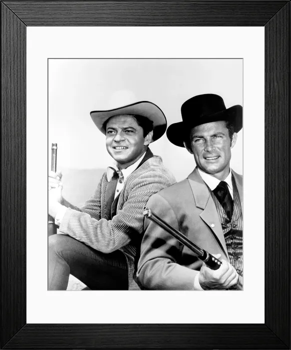 Framed Print : THE WILD WILD WEST, Ross Martin, Robert Conrad, 1965-1970