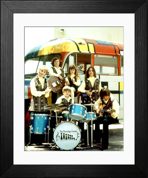 Framed Print : THE PARTRIDGE FAMILY, Shirley Jones, Danny Bonaduce, Brian Forster, Suzanne Crough, Susan Dey, David Cassidy, 1970-74