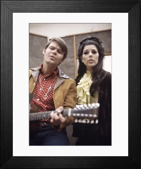 Framed Print : From left: Glen Campbell, Bobbie Gentry during the recording of their Duets album at Capitol Studios, Hollywood, CA, 1968 Framed Print : From left: Glen Campbell, Bobbie Gentry during the recording of their Duets album at Capitol Studios, Hollywood, CA, 1968