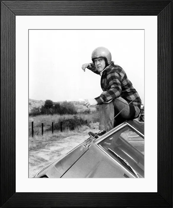 Framed Print : THE FALL GUY, (episode: Goin For It, Season 1), Lee Majors, 1981-86 Framed Print : THE FALL GUY, (episode: Goin For It, Season 1), Lee Majors, 1981-86
