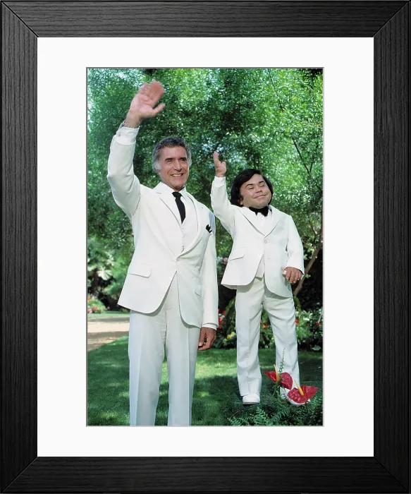 Framed Print : FANTASY ISLAND, Ricardo Montalban, Herve Villechaize, 1978-1984 Framed Print : FANTASY ISLAND, Ricardo Montalban, Herve Villechaize, 1978-1984