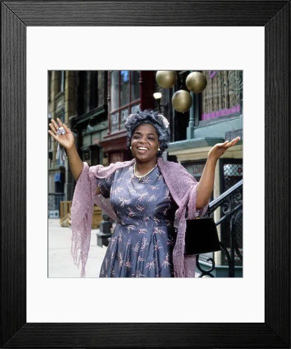 Framed Print : THE WOMEN OF BREWSTER PLACE, Oprah Winfrey, 1989