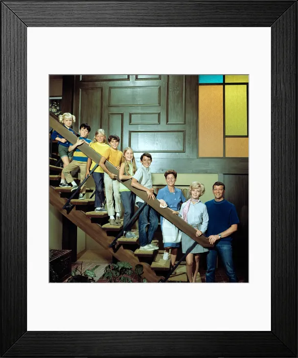 Framed Print : BRADY BUNCH, Susan Olsen, Mike Lookinland, Eve Plumb, Christopher Knight, Maureen McCormick, Barry Williams, Ann B. Davis, Florence Henderson, Robert Reed, (Season 1), 1969-1974 Framed Print : BRADY BUNCH, Susan Olsen, Mike Lookinland, Eve Plumb, Christopher Knight, Maureen McCormick, Barry Williams, Ann B. Davis, Florence Henderson, Robert Reed, (Season 1), 1969-1974