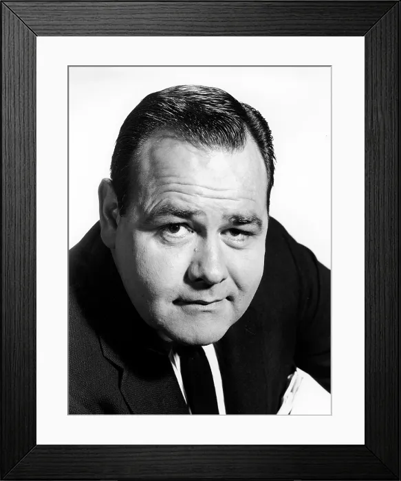 Framed Print : THE JONATHAN WINTERS SHOW, Jonathan Winters, 1967-69 Framed Print : THE JONATHAN WINTERS SHOW, Jonathan Winters, 1967-69
