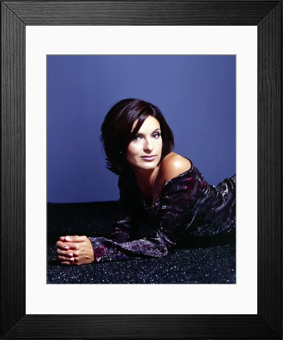 Framed Print : LAW & ORDER: SPECIAL VICTIMS UNIT, Mariska Hargitay, (1999-). / TV Guide Framed Print : LAW & ORDER: SPECIAL VICTIMS UNIT, Mariska Hargitay, (1999-). / TV Guide