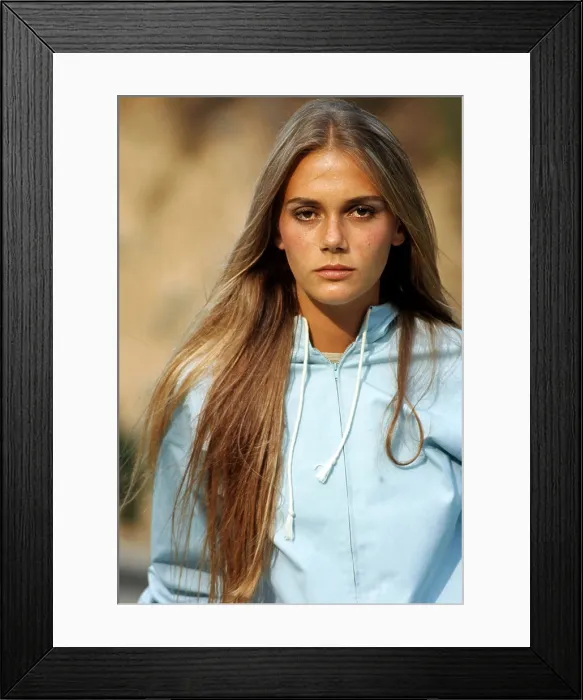 Framed Print : Peggy Lipton of THE MOD SQUAD, 1968 Framed Print : Peggy Lipton of THE MOD SQUAD, 1968