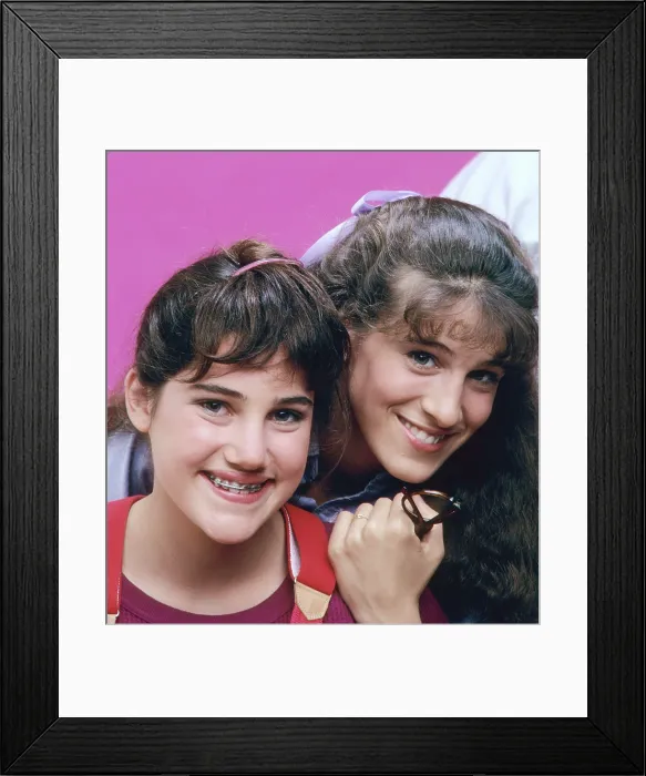 Framed Print : SQUARE PEGS, (from left): Amy Linker, Sarah Jessica Parker, 1982-83