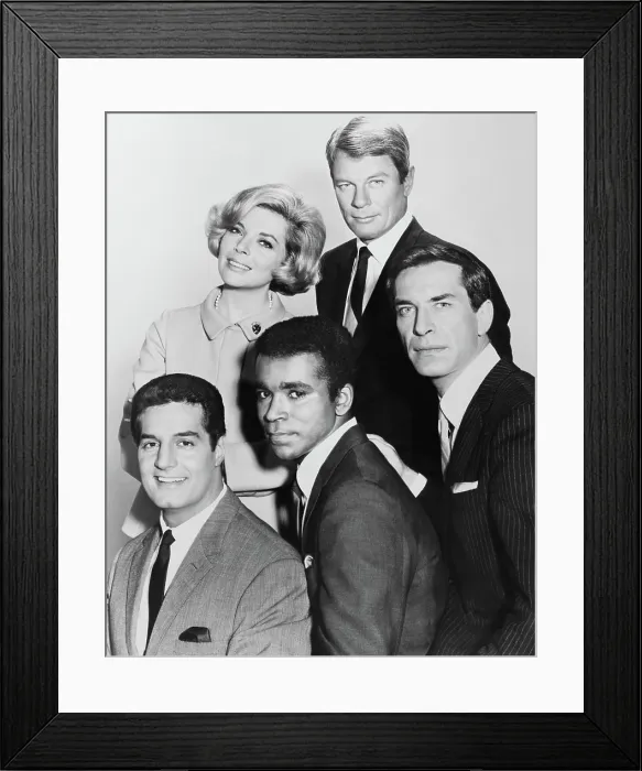 Framed Print : MISSION: IMPOSSIBLE, front from left: Peter Lupus, Greg Morris, Martin Landau, rear from left: Barbara Bain, Peter Graves, 1966-1973