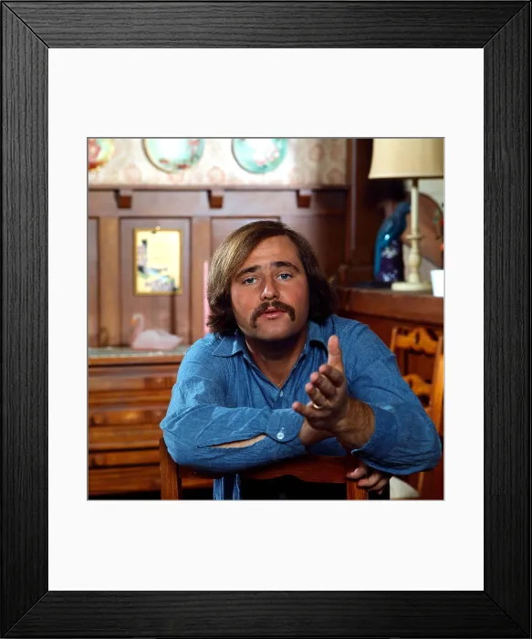 Framed Print : ALL IN THE FAMILY, Rob Reiner, (1972), 1971-79 Framed Print : ALL IN THE FAMILY, Rob Reiner, (1972), 1971-79