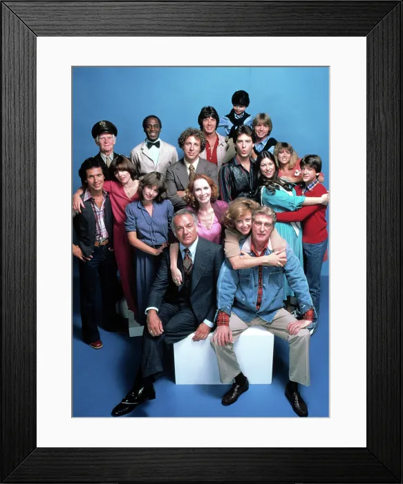 Framed Print : SOAP, Arthur Peterson, Billy Crystal, Robert Guillaume, Jennifer Salt, Robert Mandan, Katherine Helmond, Cathryn Damon, Diana Canova, Richard Mulligan, 1977-1981