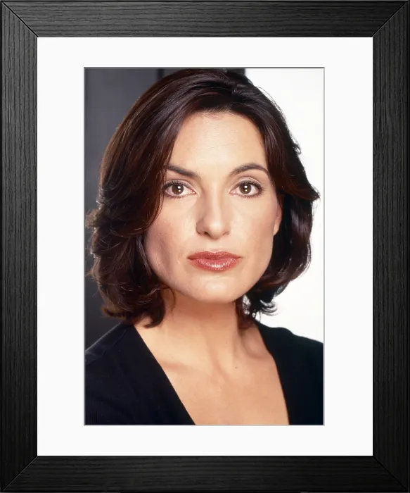 Framed Print : LAW & ORDER: SPECIAL VICTIMS UNIT, Mariska Hargitay, (1999-)