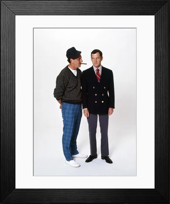 Framed Print : THE ODD COUPLE, from left: Jack Klugman, Tony Randall, (1970), 1970-75