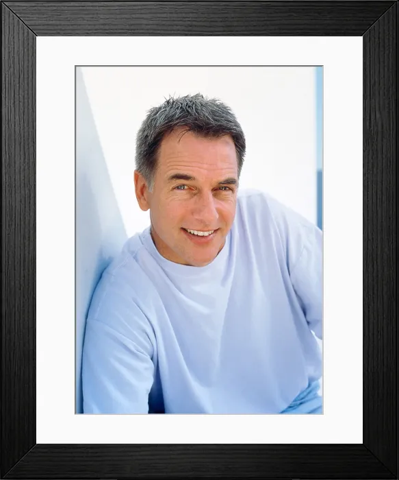 Framed Print : CHICAGO HOPE, Mark Harmon, (1998), 1994-2000 Framed Print : CHICAGO HOPE, Mark Harmon, (1998), 1994-2000