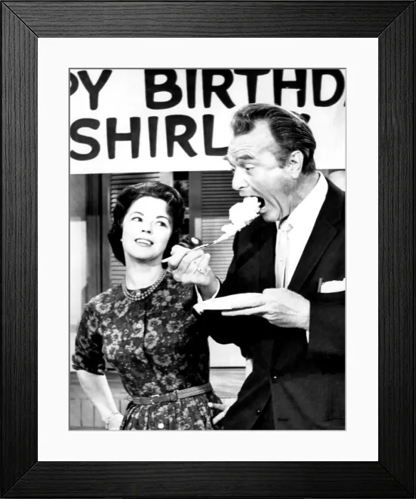 Framed Print : THE RED SKELTON SHOW, Shirley Temple, Red Skelton, (1963), 1951-71