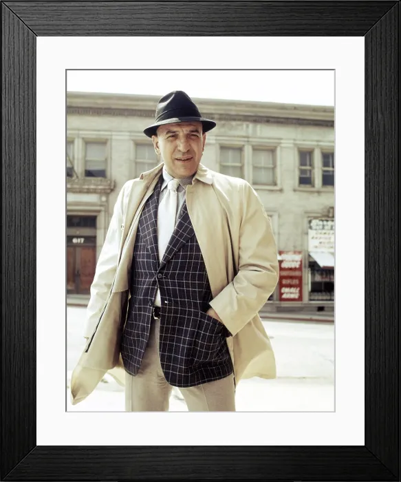 Framed Print : KOJAK, Telly Savalas, 1973-1978 Framed Print : KOJAK, Telly Savalas, 1973-1978