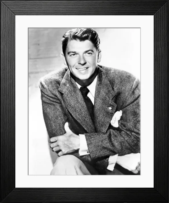 Framed Print : GENERAL ELECTRIC THEATER, host Ronald Reagan, (Season 3, 1954), 1953-62 Framed Print : GENERAL ELECTRIC THEATER, host Ronald Reagan, (Season 3, 1954), 1953-62