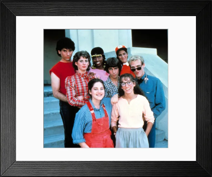 Framed Print : SQUARE PEGS, (top, l-r)John Caliri, Claudette Wells, Jami Gertz, (center, l-r)Tracy Nelson, John Femia, Merritt Butrick, (front, l-r)Amy Linker, Sarah Jessica Parker, 1982-83
