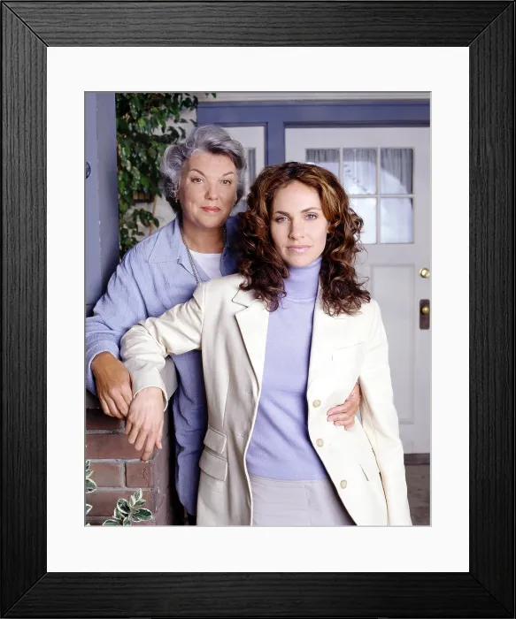 Framed Print : JUDGING AMY, Tyne Daly and Amy Brenneman. 1999