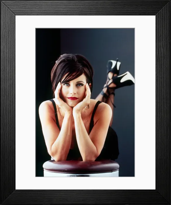 Framed Print : FRIENDS, Courteney Cox, (Season 3, 1996), 1994-2004